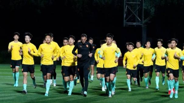 快船官方公布新规，迎来胜利引发争议，掀起高潮球迷热议！开云体育-