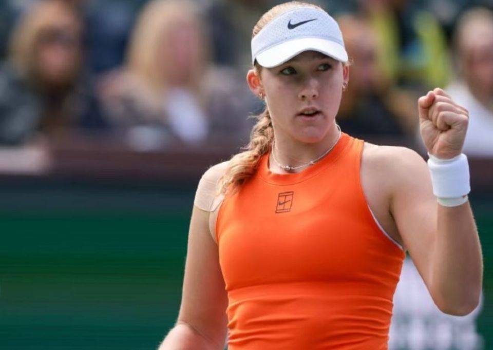 莎拉波娃赛事官方发布精彩发挥新规，FPX争议不断！